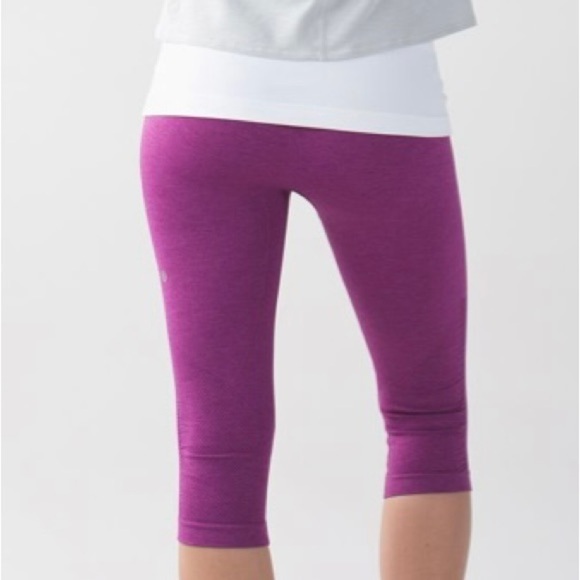 ❄️ LULULEMON In The Flow Crop Size 4 - Picture 2 of 7